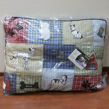 Лежак-матрас Petmate Pet Bedding Quilted Classic Dog Applique для собак, со съемным чехлом, 91х69 см