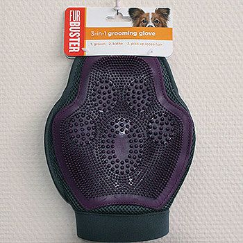 Варежка Petmate Dog 3in1 grooming glove для удаления выпавшей шерсти и ухода за кожей собак