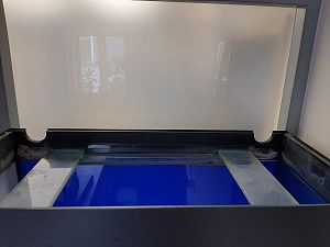 Аквариум по индивидуальному проекту (210 л) с тумбой и комплектом оборудования, цвет черный