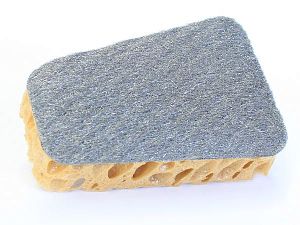 Губка Dennerle Cleanator для очистки аквариумных стекол