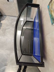 Аквариум б/у дуговой BIODESIGN ПАНОРАМА 280 (270&nbsp;л) с&nbsp;тумбой и&nbsp;комплектом оборудования