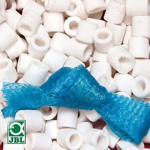 Наполнитель JBL SintoMec кольца спеченного стекла, 450&nbsp;г&nbsp;на&nbsp;200&nbsp;л