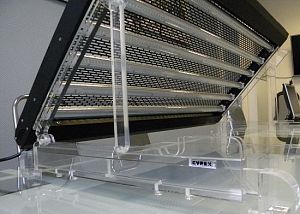 Держатель акриловый для шестиламповых светильников CL/CLL, на отбортовку